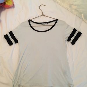 White contrast trim t-shirt